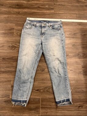 Light Wash Old Navy Women’s Jeans - ‘Boyfriend’ Ankle Crop